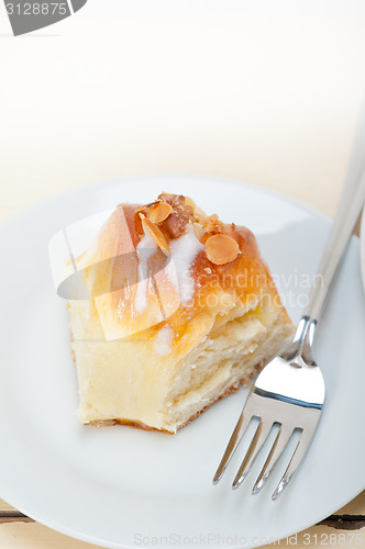 Image of sweet bread donut cake