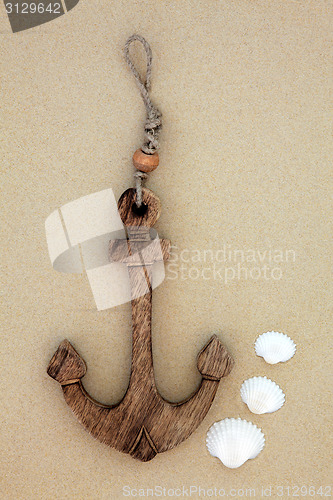 Image of Anchor and Seashells