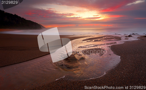 Image of Stony Creek meets the ocean at sunrise