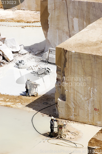 Image of Marble extraction 2