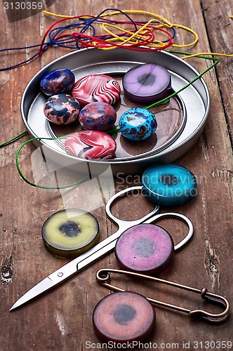 Image of crafts with beads