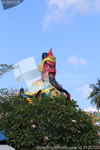 Image of Statue Chinese war 