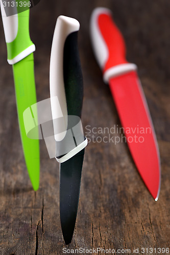 Image of ceramic knifes 