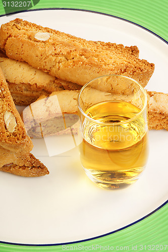 Image of Biscotti or Cantucci biscuits (Cantuccini) and Vin Santo wine