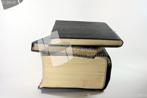 Image of old books prespective