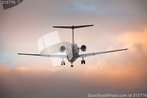 Image of Landing airplane