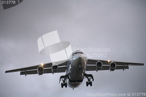 Image of Landing airplane