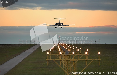 Image of Landing airplane