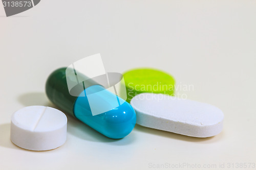 Image of Heap of medicine pills