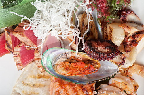 Image of seafood mix