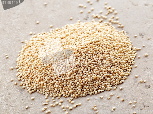 Image of amaranth seeds