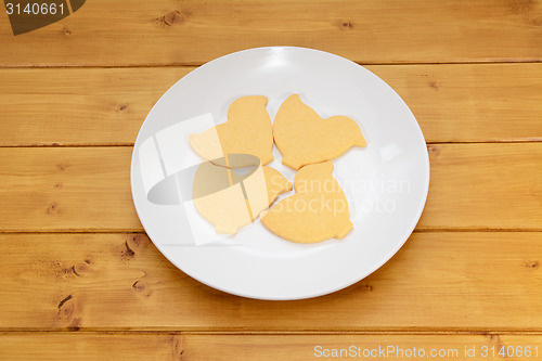 Image of Four chick-shaped Easter cookies