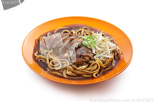 Image of Fried Noodle with roast chicken 