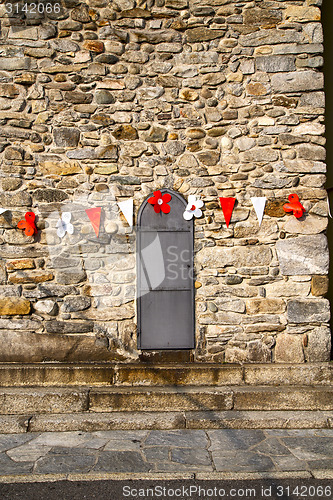 Image of plastic flower decoration door italy  lombardy     in  the milan
