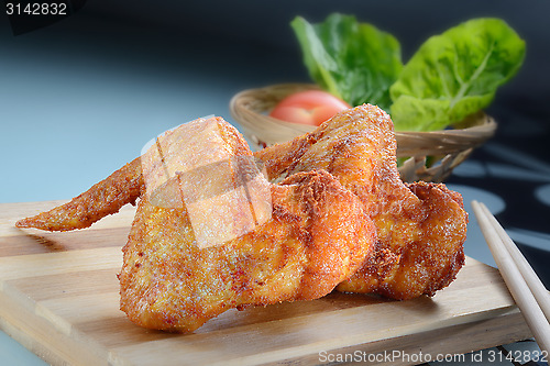 Image of Fried chicken wing 