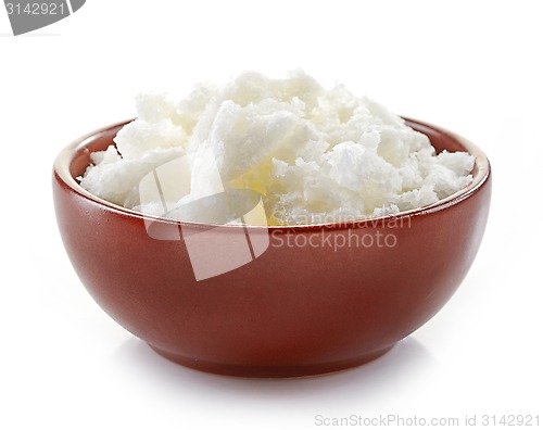 Image of bowl of coconut oil