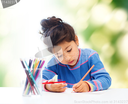 Image of little girl drawing