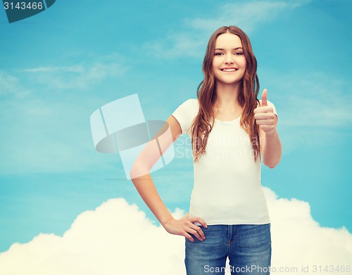 Image of smiling teenager in blank white t-shirt