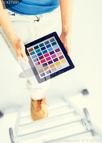 Image of woman working with color sample app