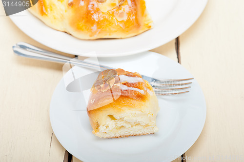 Image of sweet bread donut cake