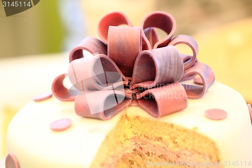 Image of detail of marzipan cake 