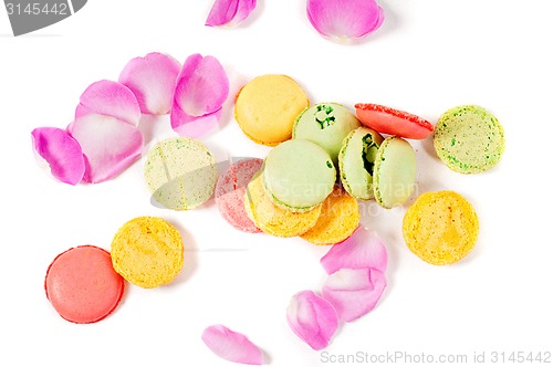 Image of Rose petals and macaron cookies
