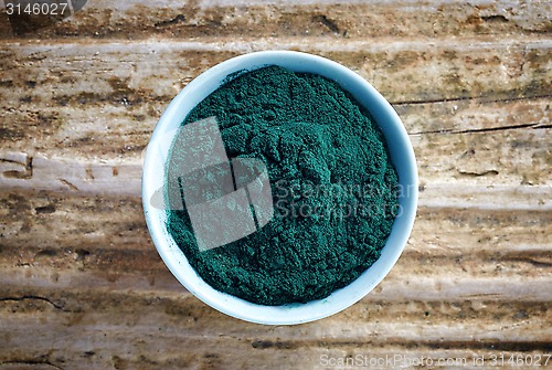 Image of bowl of spirulina algae powder
