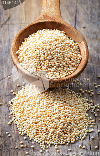 Image of spoon of amaranth seeds