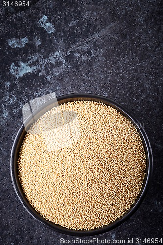 Image of bowl of amaranth seeds