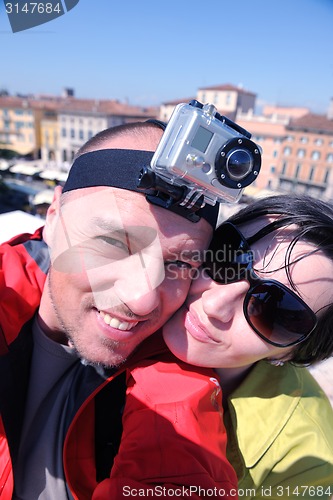 Image of happy couple in venice