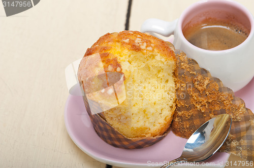 Image of coffee and muffin