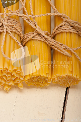 Image of bunch of Italian pasta type