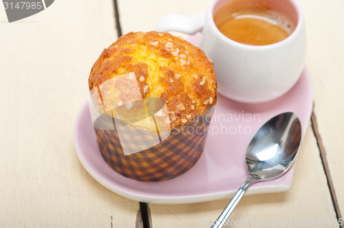 Image of coffee and muffin