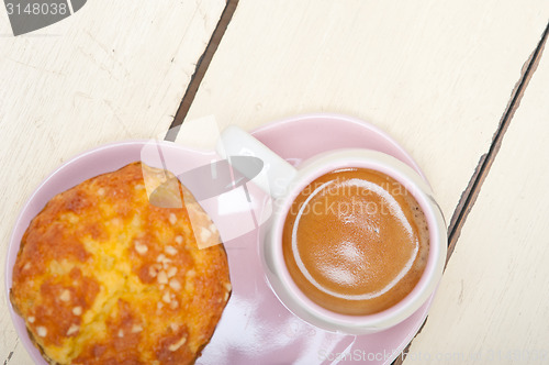 Image of coffee and muffin