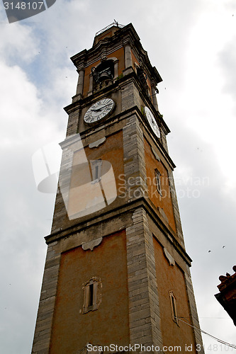 Image of  sunny     milan   old abstract in  italy    bell 