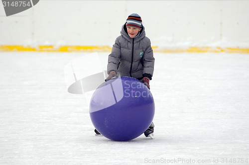 Image of Big ball running