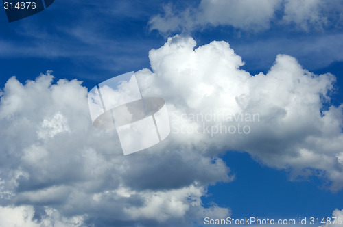 Image of Puffy clouds