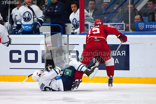 Image of M. Yakubov (75) vs M. Pierre (93)