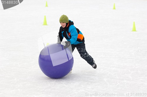 Image of Move ball to the finish line