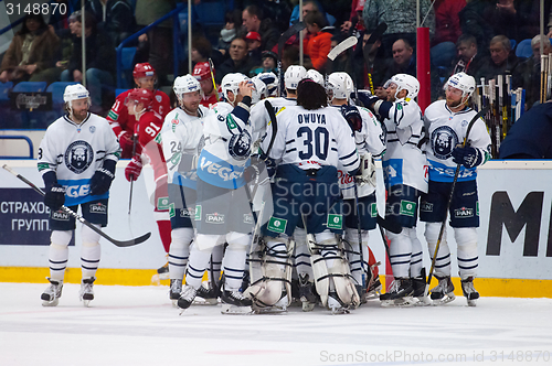 Image of Medvezhchak team rejoice of win