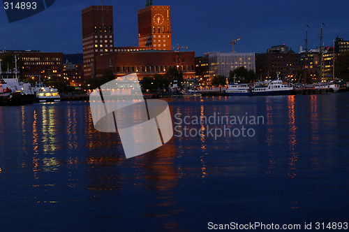 Image of Oslo city hall