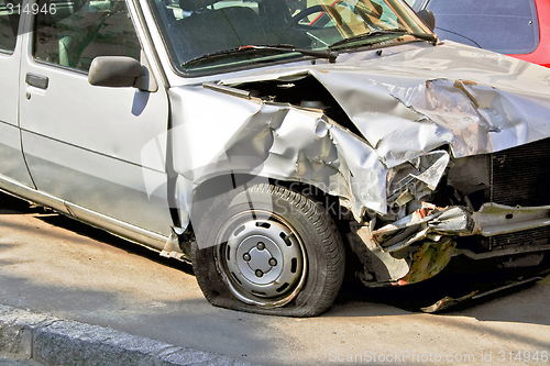 Image of Crashed car