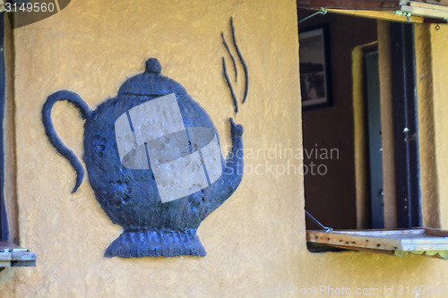 Image of Wall with teapot image