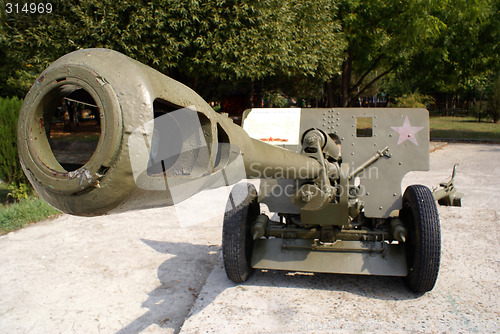 Image of Soviet green gun