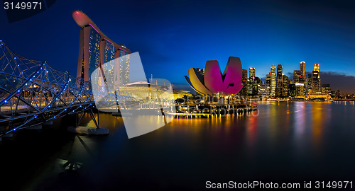 Image of Singapore skyline