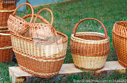 Image of Wicker baskets for sale at the fair.