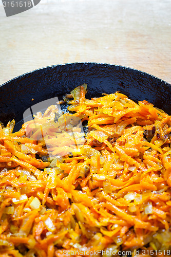 Image of roasted carrots and onions