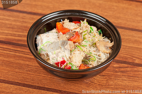 Image of noodles with chicken