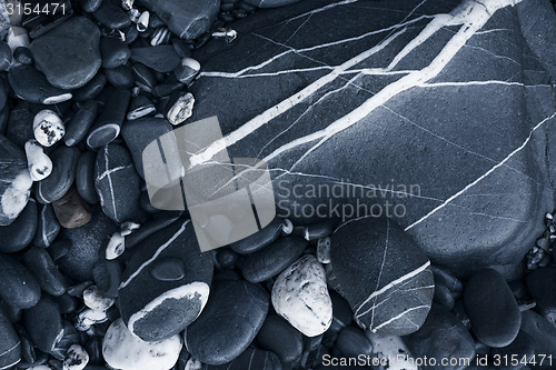 Image of round peeble stones