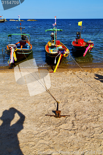 Image of asia in the  kho   bay isle white rope